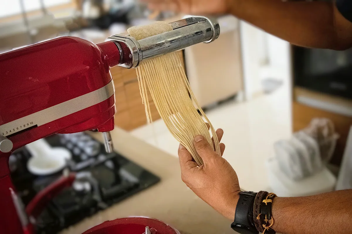 Preparando el ramen a mano